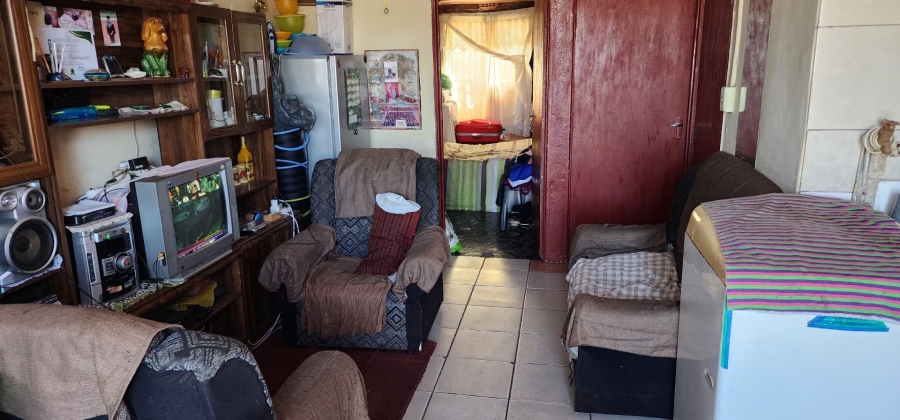 2 Bedroom Property for Sale in Mfuleni Western Cape